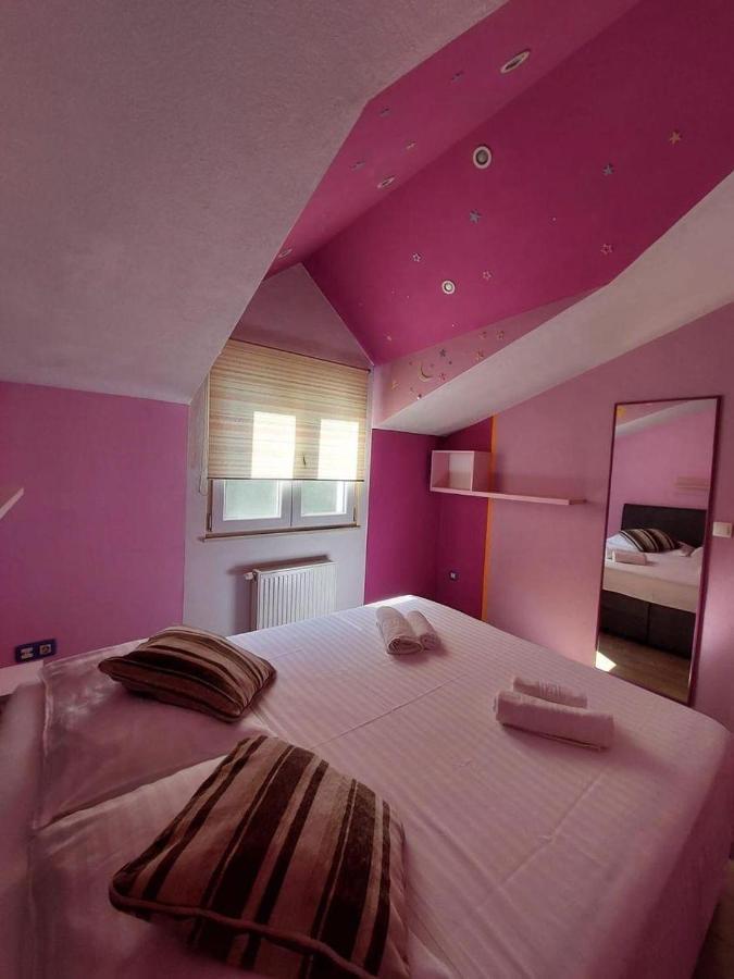 Guest House Klara Solin Exteriér fotografie